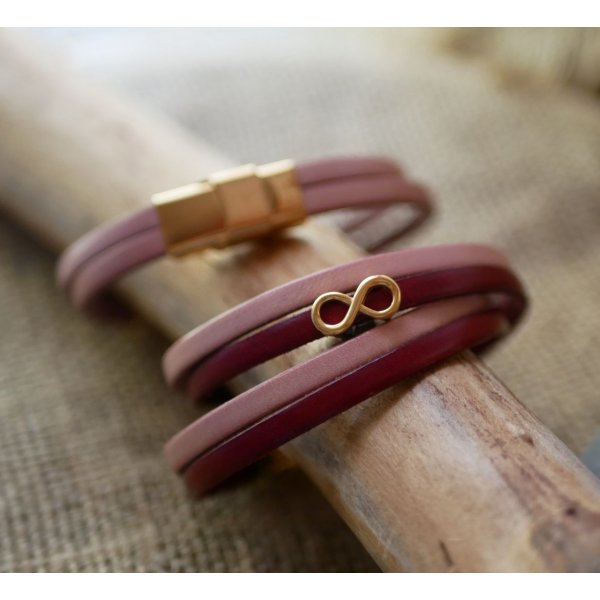 Bracelet symbole infini dor&eacute; cadeau Maman en 2 cuirs &agrave; personnaliser  