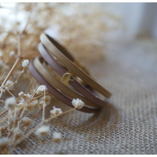Bracelet zen cuir en duo de couleurs personnalisable avec ginkgo doré 
