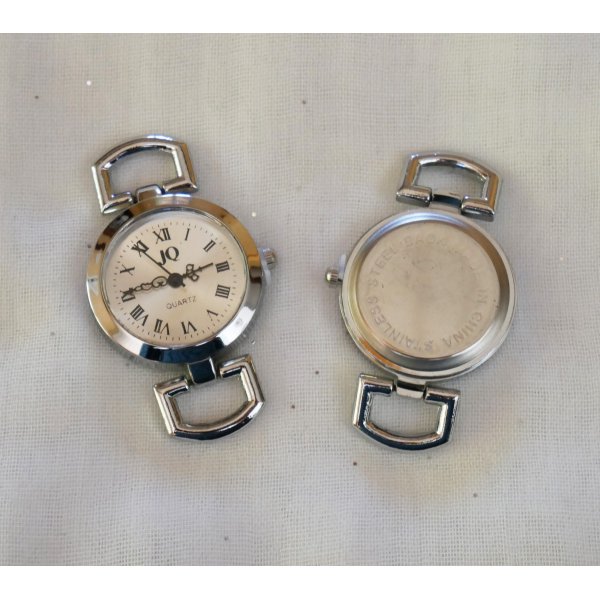 Cadran montre argent&eacute; chiffres romains