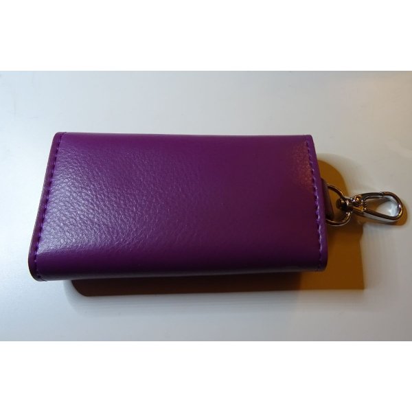 Etui porte clés en cuir Violet gravé