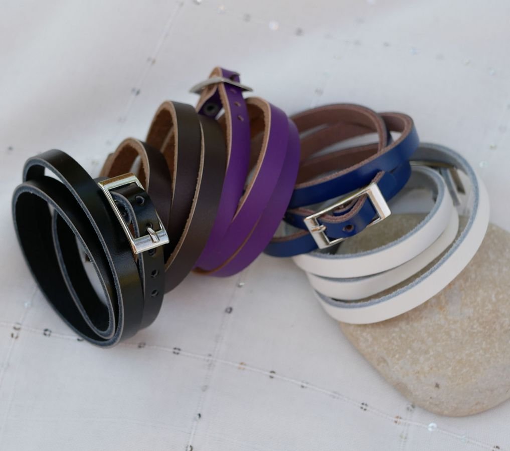 Montre argent bracelet triple tour en cuir avec charme à personnaliser