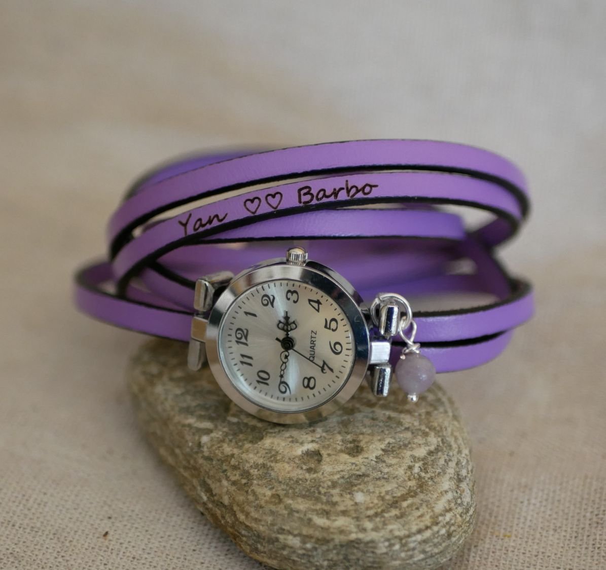 Montre argent bracelet multi tours en cuir fermoir ajustable