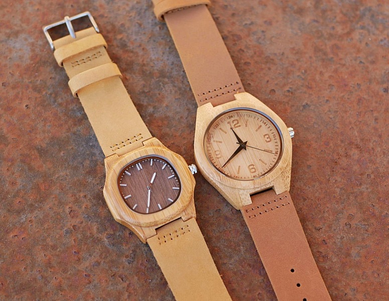 Montre en bois bambou carr&eacute;e &agrave; graver pour femme ou homme - cuir marron