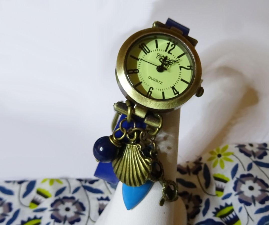 Montre bracelet cuir bleu 