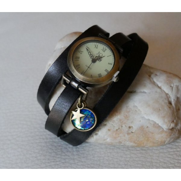 Montre bracelet cuir cabochon &eacute;cailles bleues
