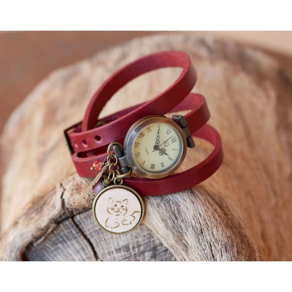 Montre bracelet cuir cabochon en bois &agrave; graver