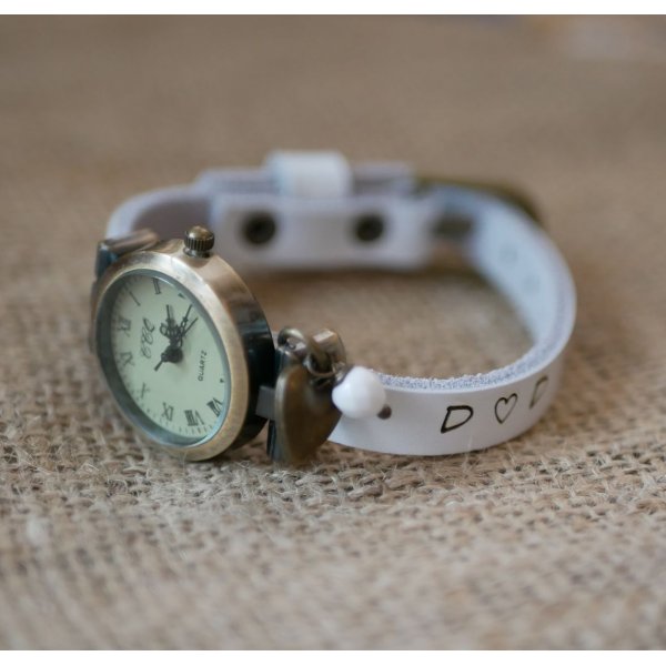 Montre bracelet cuir enti&egrave;rement &agrave; personnalliser 