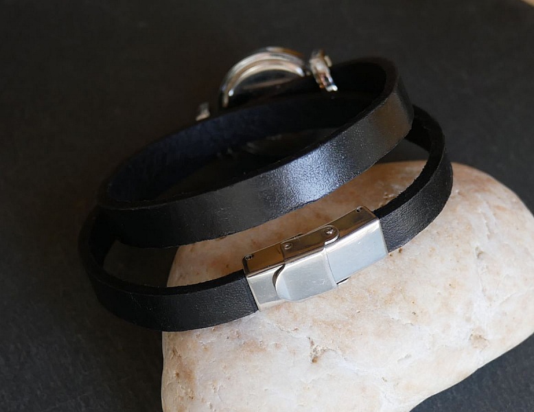 Montre bracelet cuir 2 tours cadran argent&eacute;