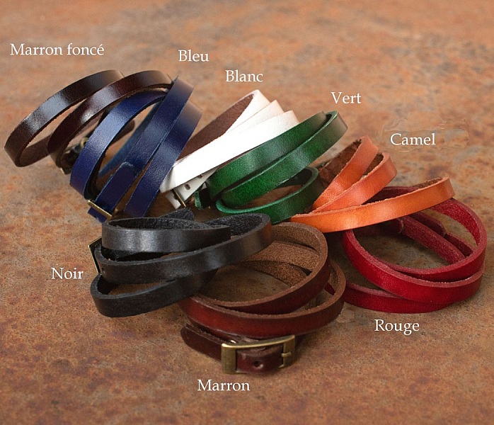 Montre bracelet cuir 3 tours phrase grav&eacute;e