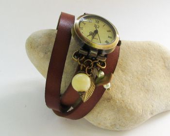 Montre bracelet cuir vintage marron Feuille