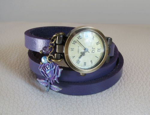 Montre bracelet cuir Violet à la Rose patinée