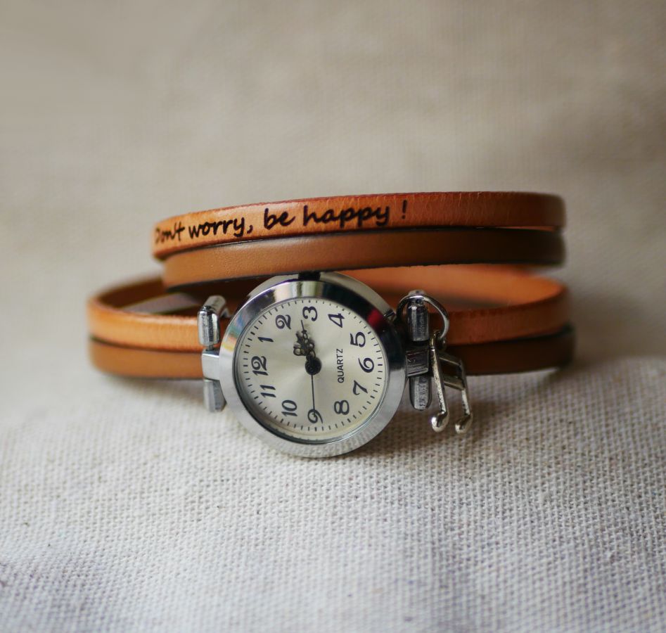 Montre bracelet double cuir cadran argenté couleur au choix à personnaliser 