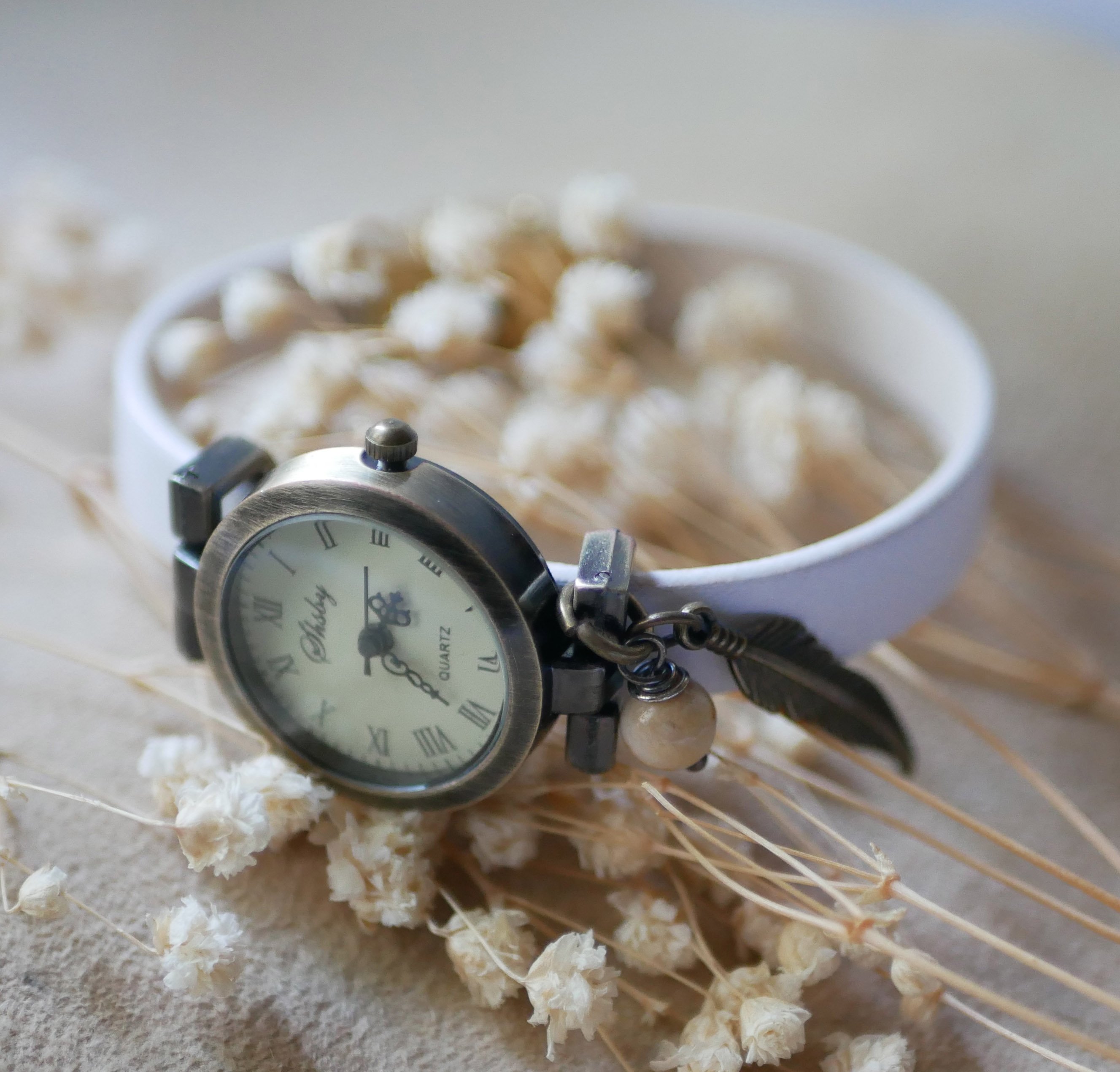 Montre cadran bronze bracelet cuir personnalisable