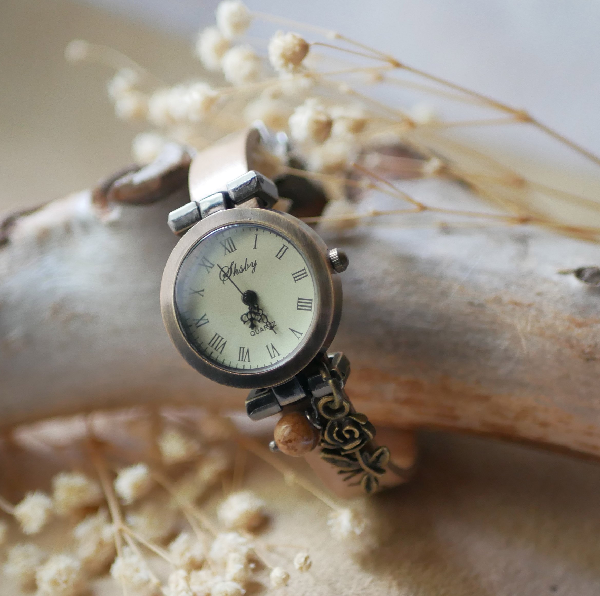 Montre cadran bronze bracelet cuir personnalisable