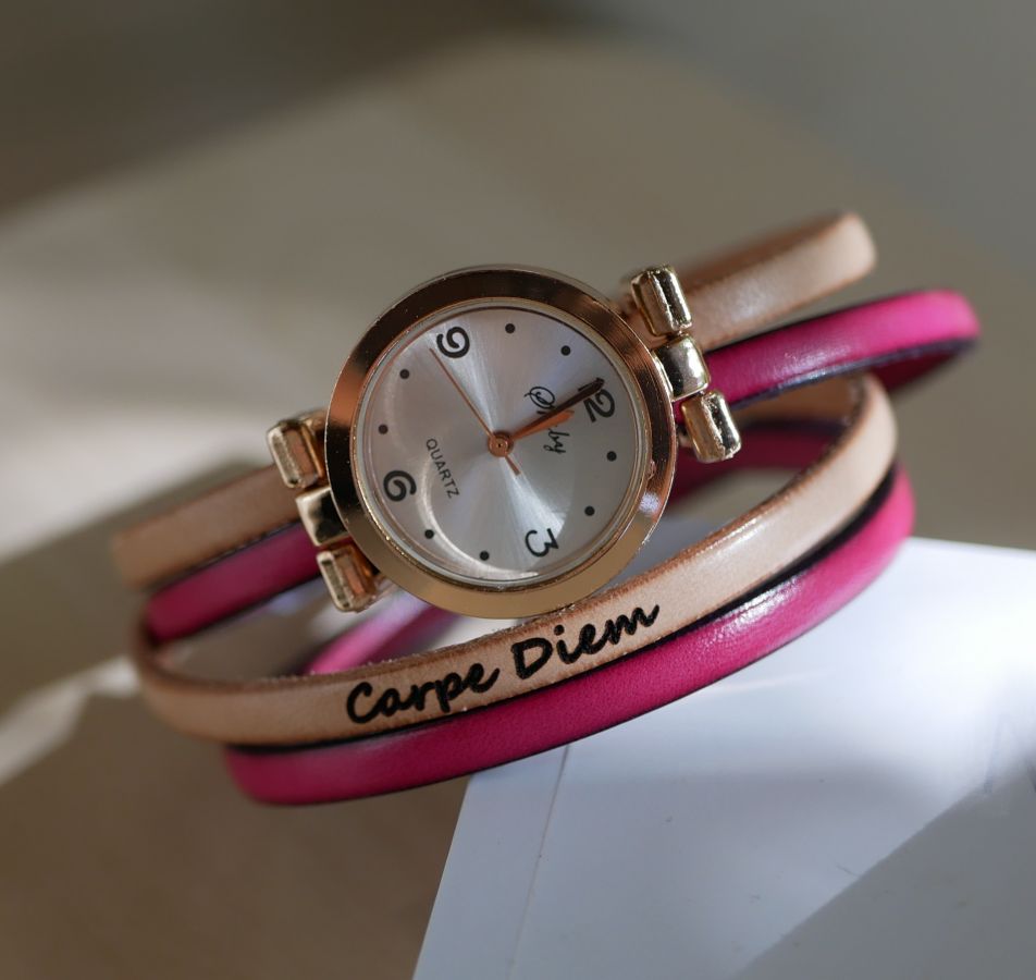 Montre cadran Or rose au bracelet double tour à personnaliser