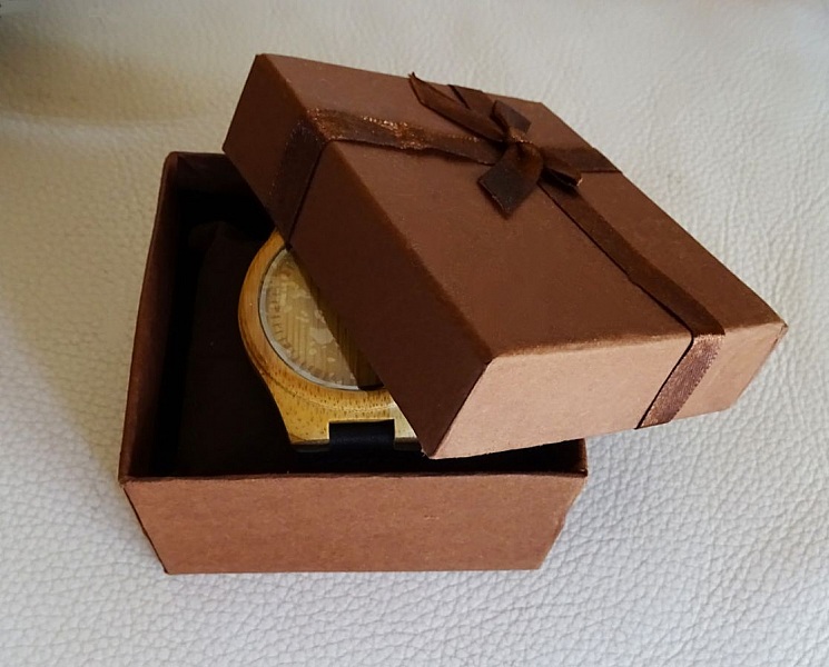 Montre homme personnalisable sur cuir Noir &agrave; graver