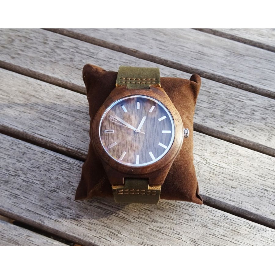 Montre homme bois noyer sur bracelet cuir à graver