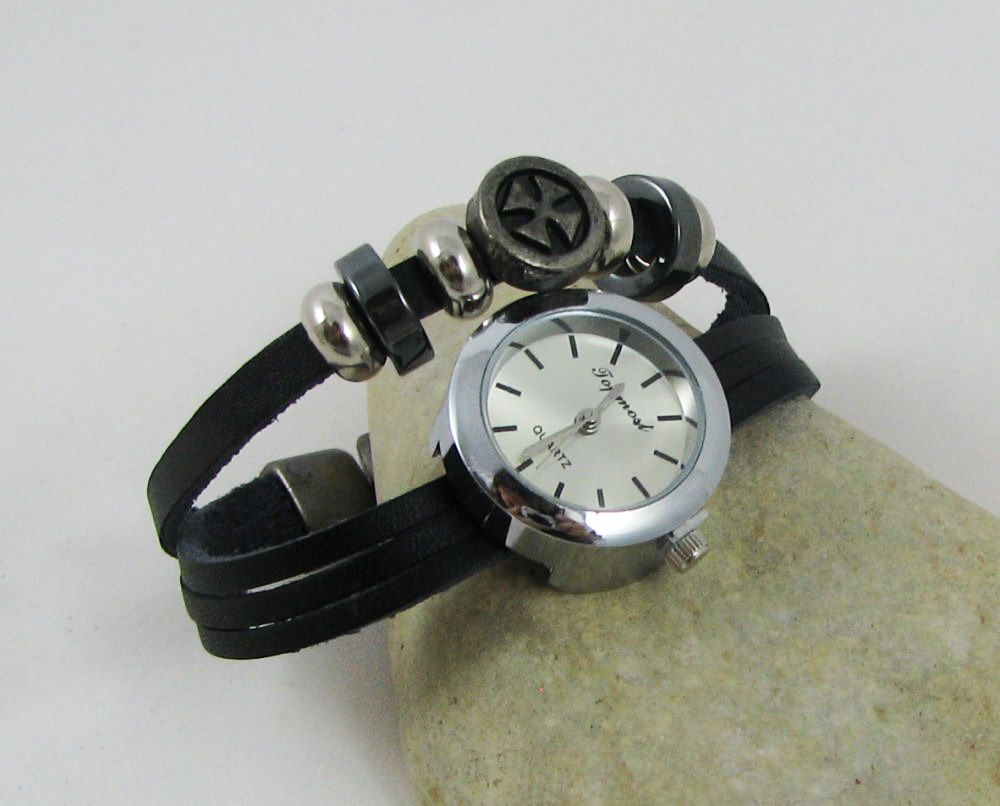 Montre mixte bracelet cuir noir Croix malte