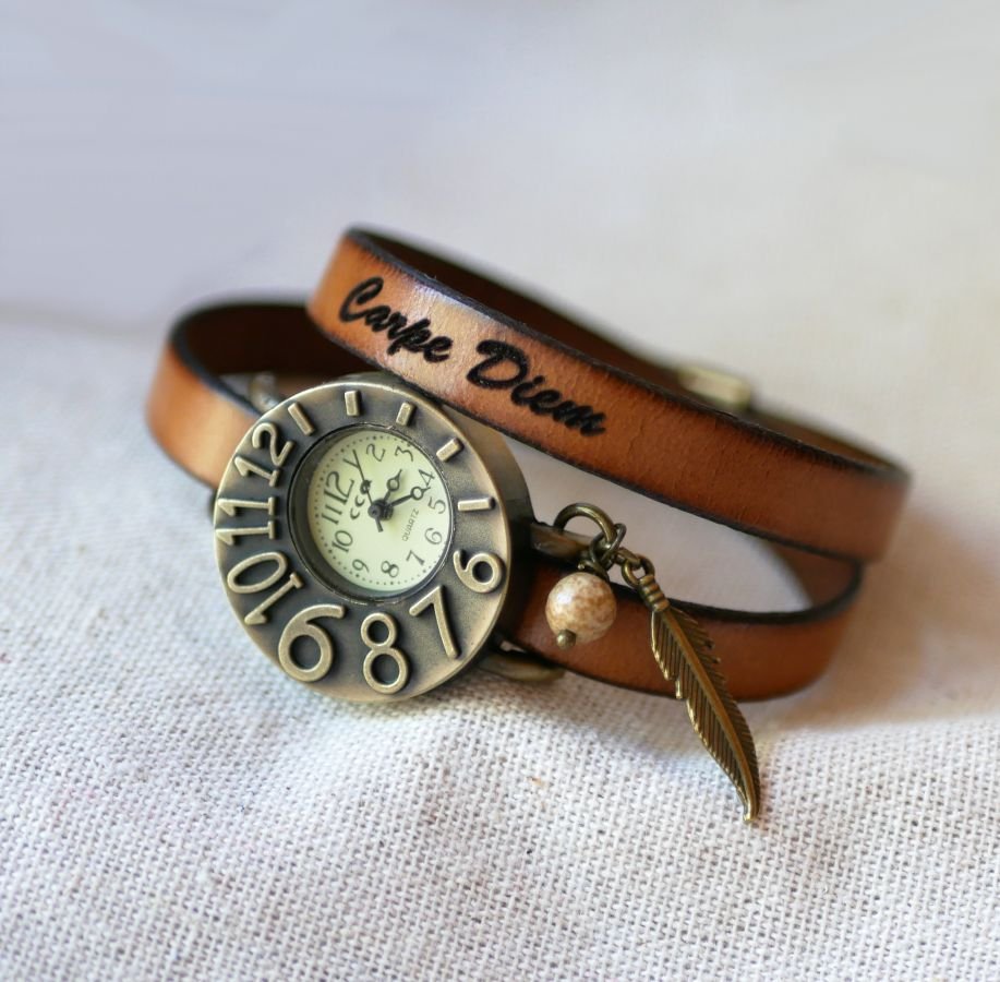 Montre vintage personnalisable aux gros chiffres bronze bracelet cuir 2 tours 