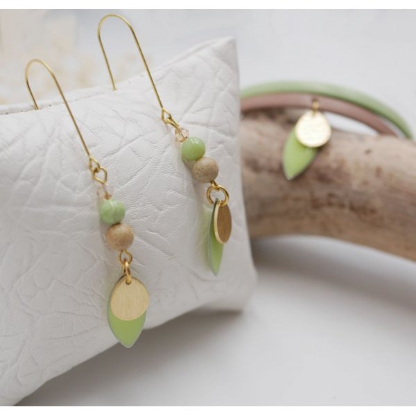 Parure boucles d'oreilles et bracelet cuir aux sequins vert amande