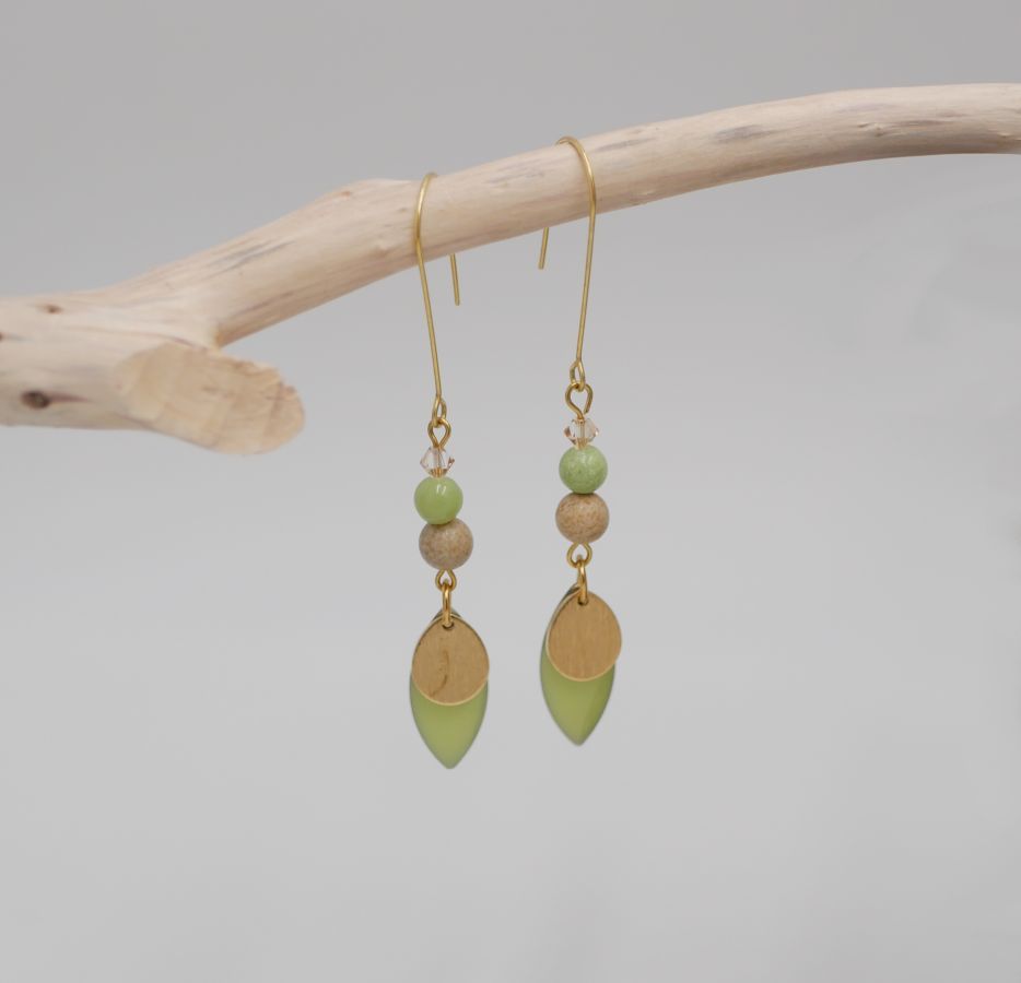 Parure boucles d'oreilles et bracelet cuir aux sequins vert amande