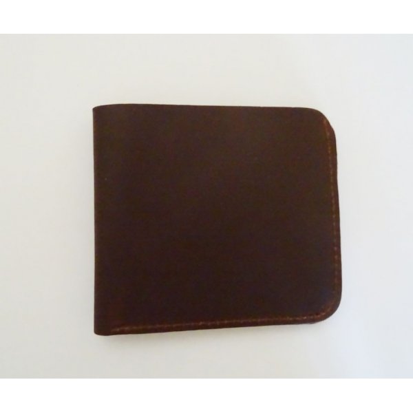 Porte-cartes en cuir épais Marron gravé