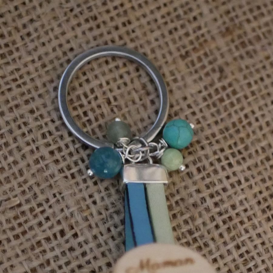Porte clé cuir double et cabochon en bois personnalisé