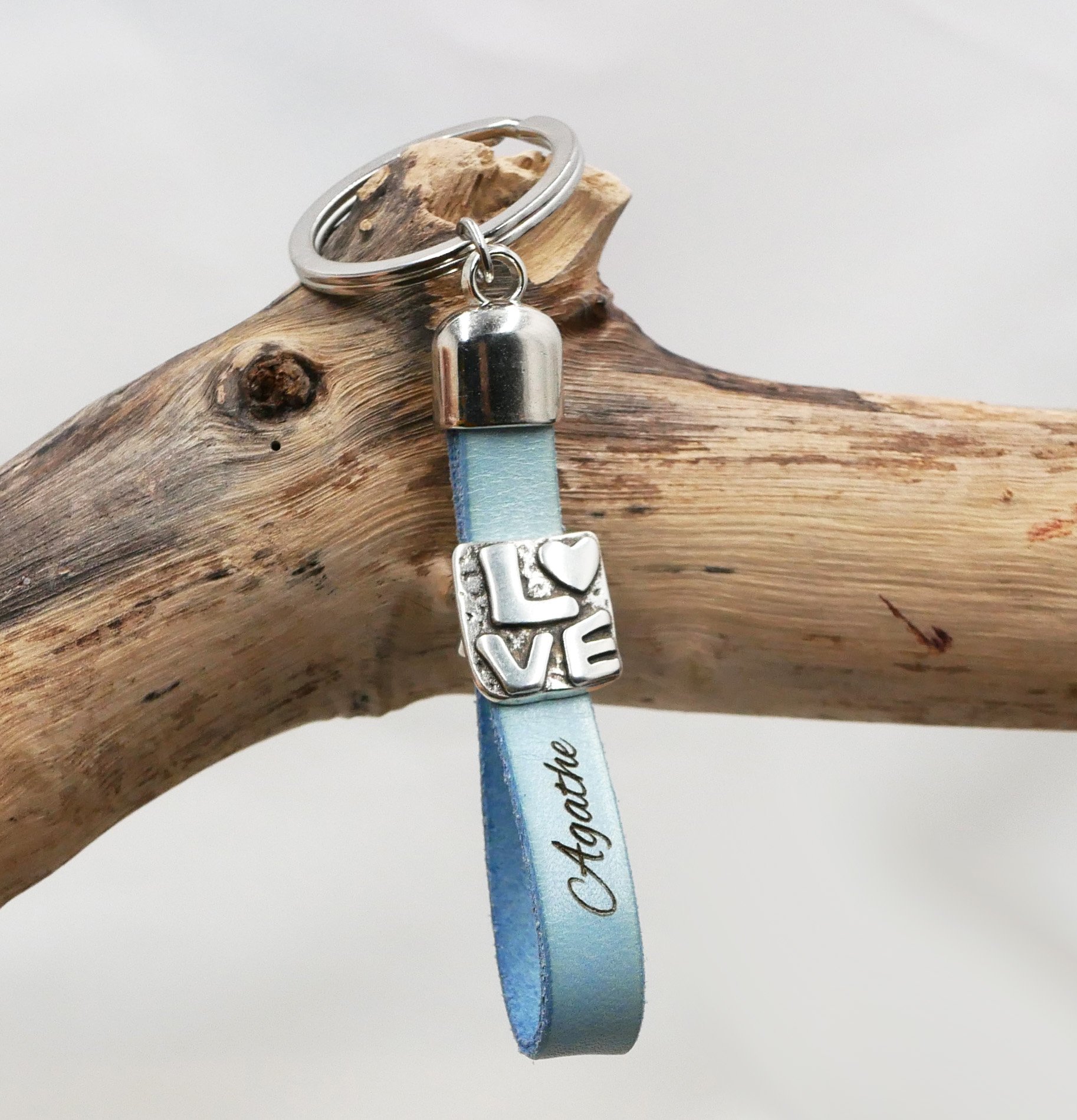 Porte-clés Love en cuir personnalisable par gravure Saint Valentin