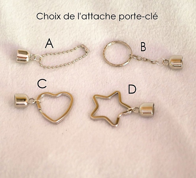 Porte-cl&eacute;s ou bijou de sac au cabochon th&egrave;me Chocolat en cuir et perles