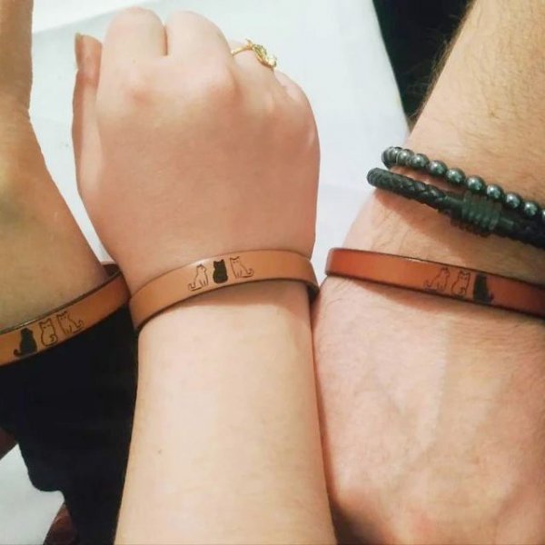 Trio de bracelets en cuir personnalisé par gravure avec dessins au choix